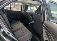 Toyota Yaris Cross 13