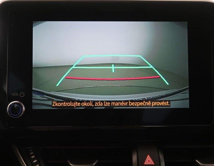 Toyota C-HR SUV 1,8 l 72 kw