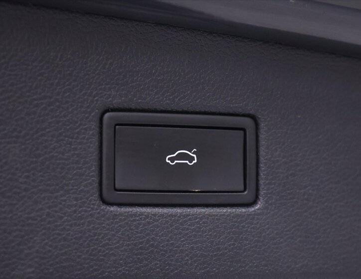 Volkswagen Tiguan SUV / Terénní 1,5 l 96 kw