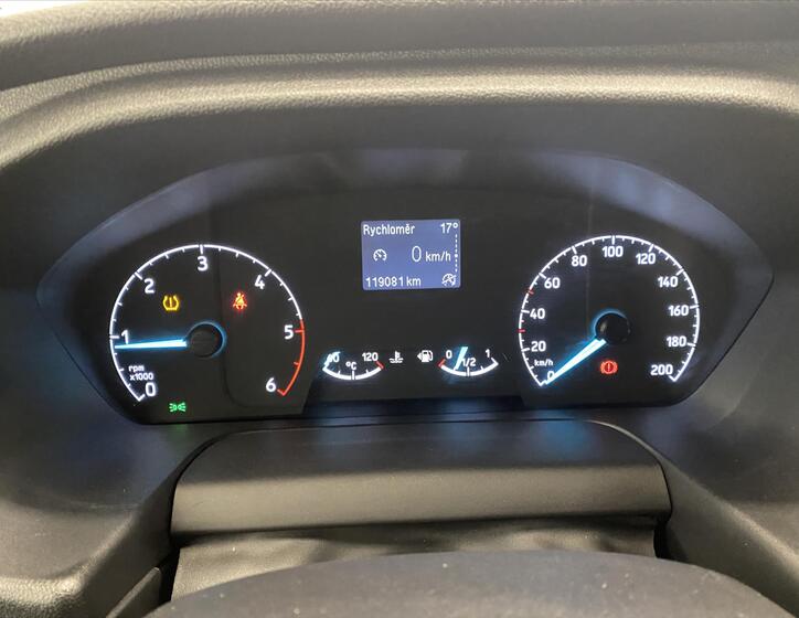 Ford Transit Custom 11