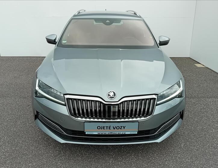 Škoda Superb 4