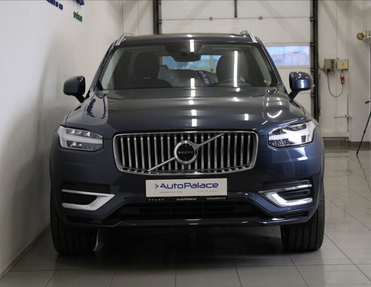 Volvo XC90 SUV 2,0 l 173 kw