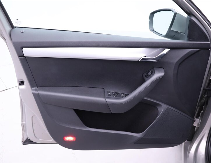 Škoda Octavia Liftback 2,0 l 110 kw