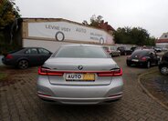 BMW Řada 7 Sedan / Limuzína 3,0 l 195 kw