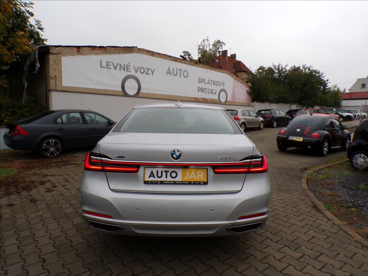 BMW Řada 7 Sedan / Limuzína 3,0 l 195 kw
