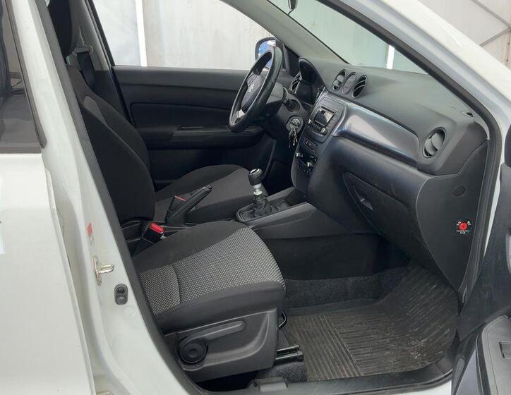 Suzuki Vitara 2