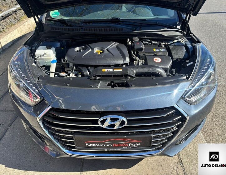 Hyundai i40 Kombi 2,0 l 121 kw