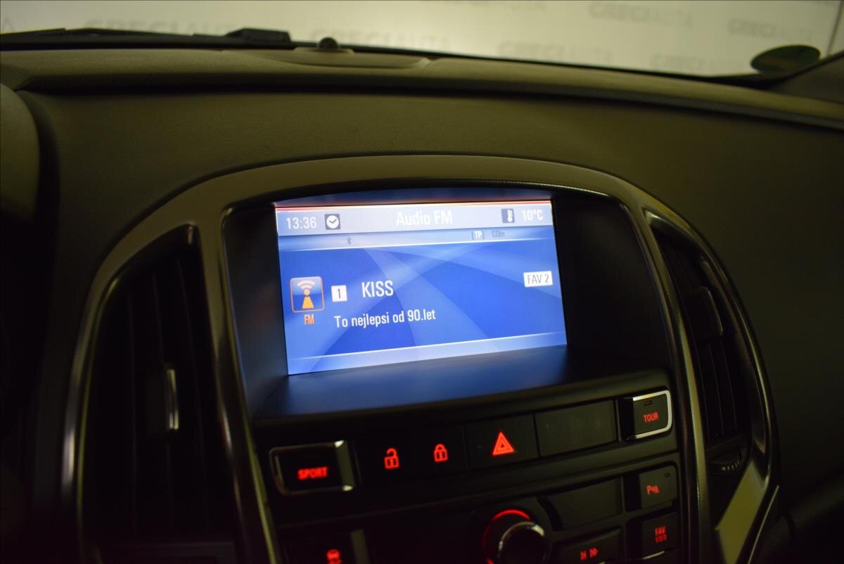 Opel Astra Kombi 2,0 l 121 kw