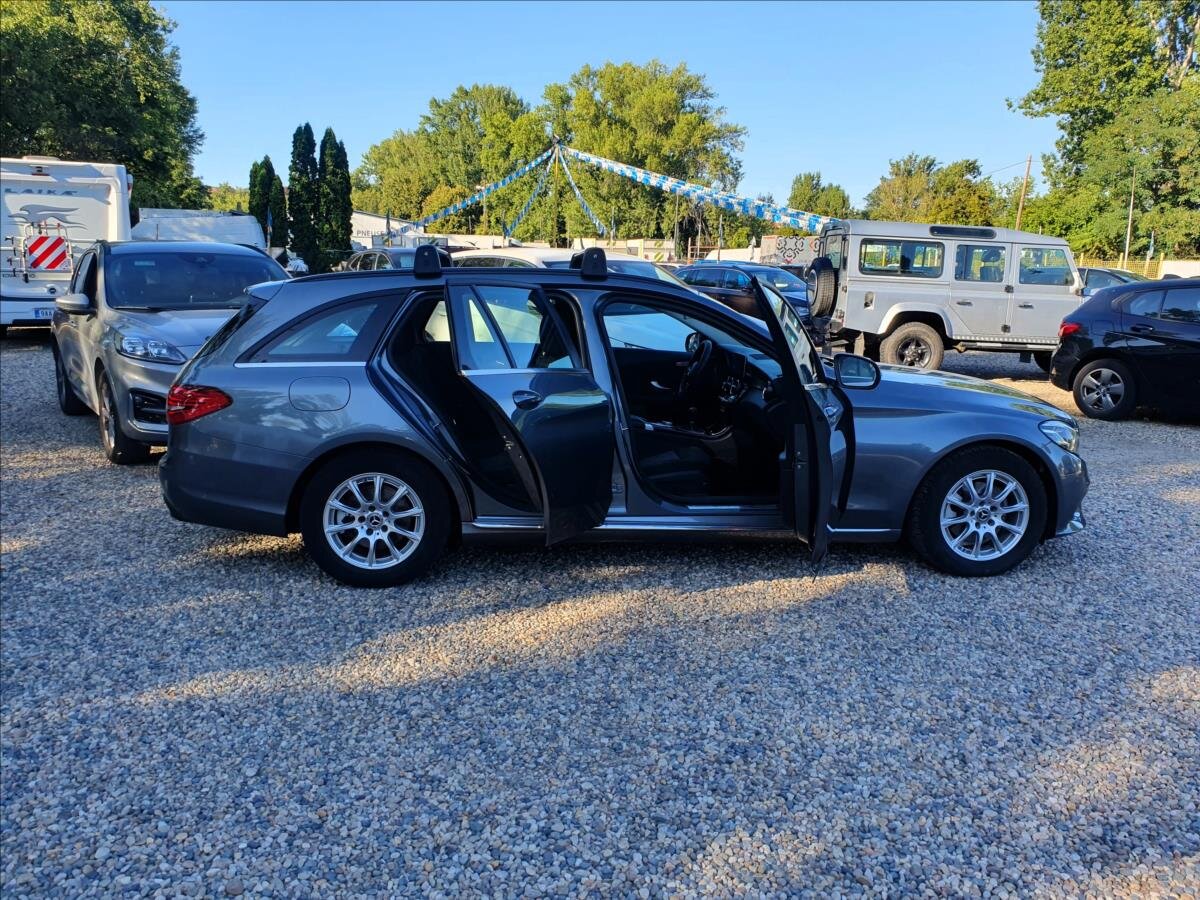 Mercedes-Benz Třídy C Kombi 1,6 l 90 kw