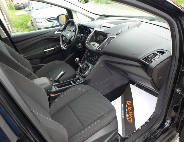 Ford Grand C-MAX 36