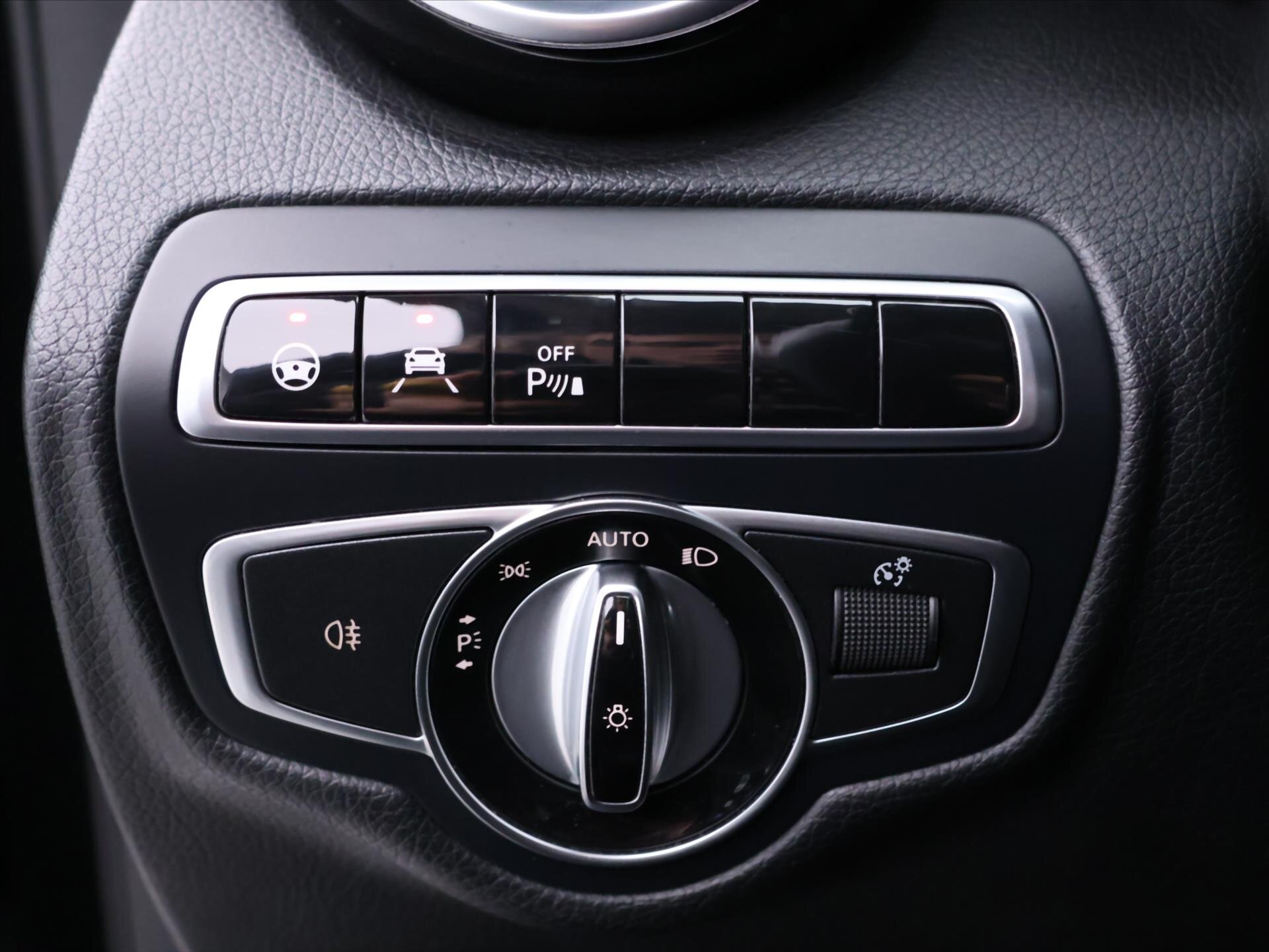 Mercedes-Benz GLC SUV / Terénní 2,1 l 150 kw