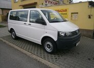 Volkswagen Transporter Kombi 2,0 l 62 kw