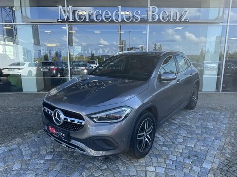 Mercedes-Benz GLA SUV / Terénní 2,0 l 165 kw