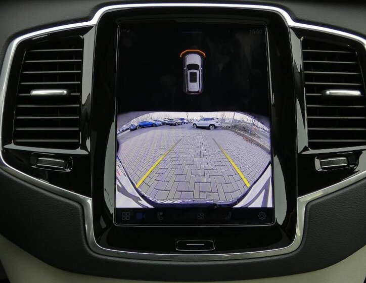 Volvo XC90 SUV / Terénní 2,0 l 173 kw