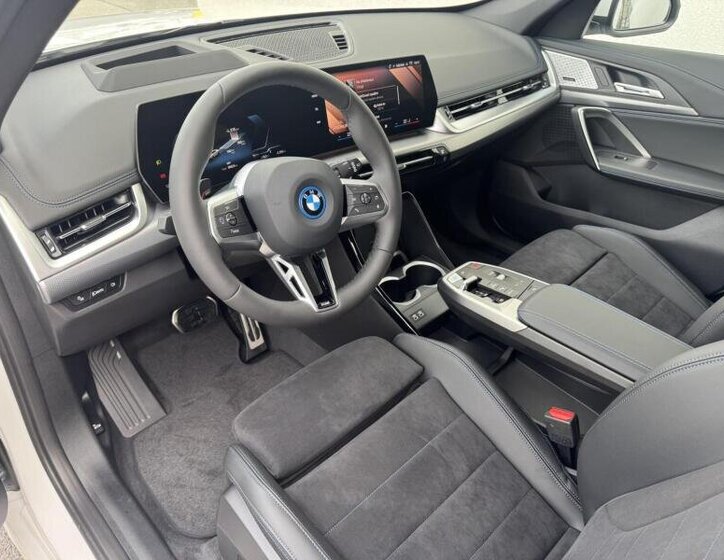 BMW iX1 SUV 1,0 200 kw