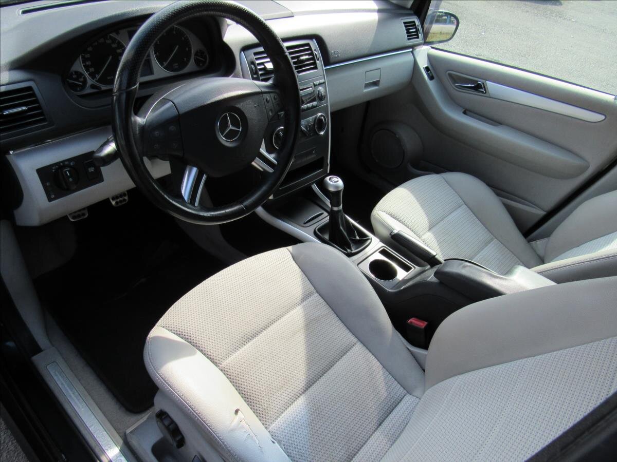 Mercedes-Benz Třídy B Kombi 2,0 l 142 kw