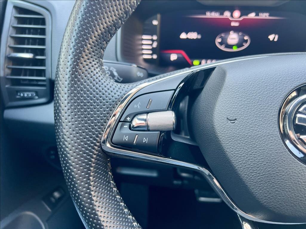 Škoda Karoq SUV / Terénní 2,0 l 140 kw