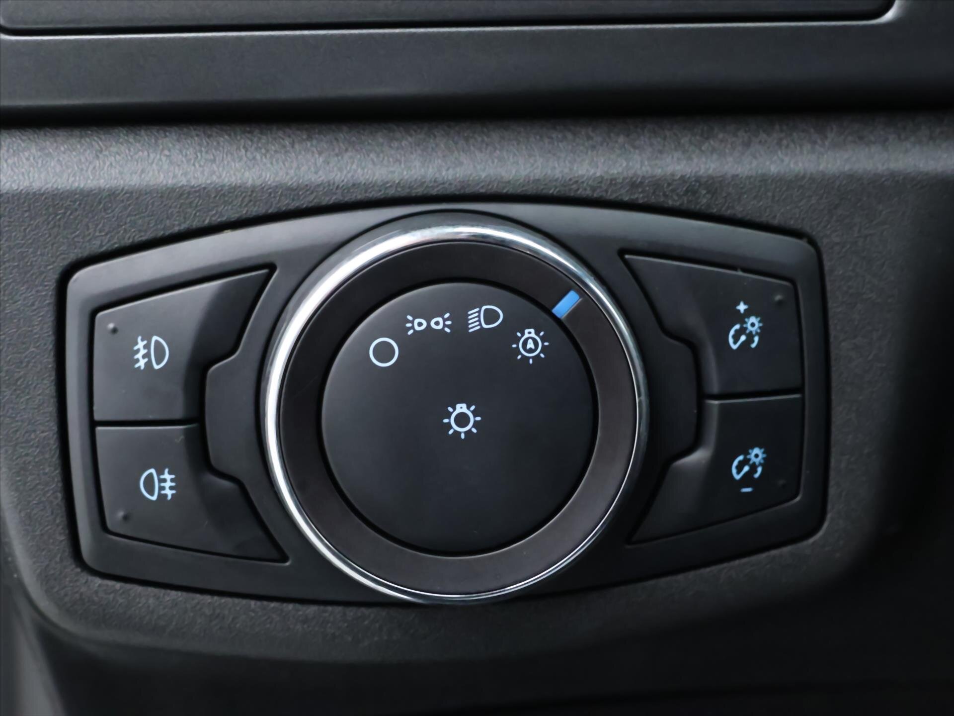 Ford Mondeo Kombi 2,0 l 110 kw