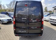 Renault Trafic 10