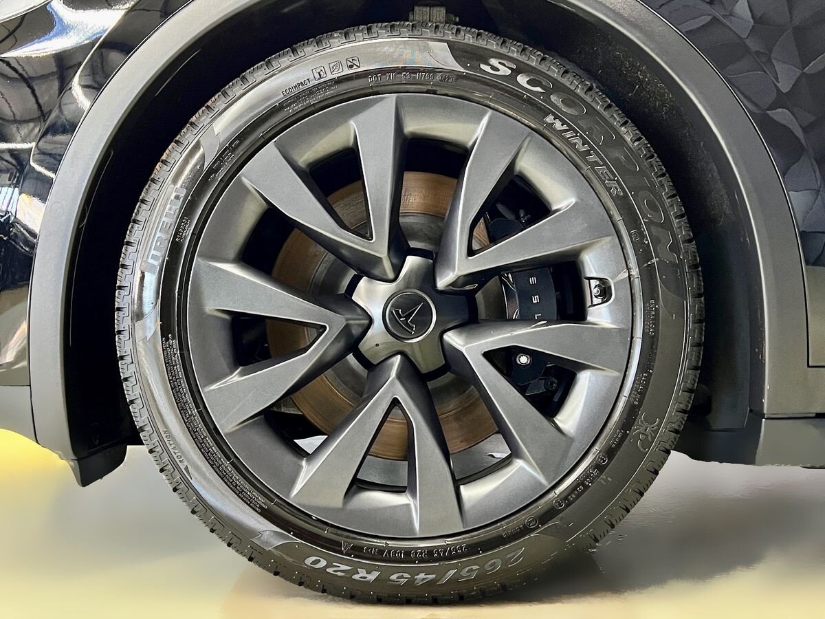 Tesla Model X SUV / Terénní 0,0 493 kw