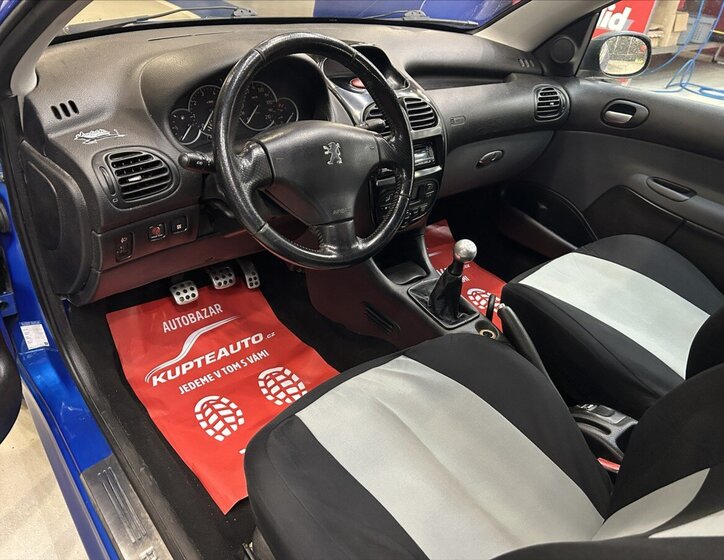 Peugeot 206 Kabriolet 2,0 l 100 kw