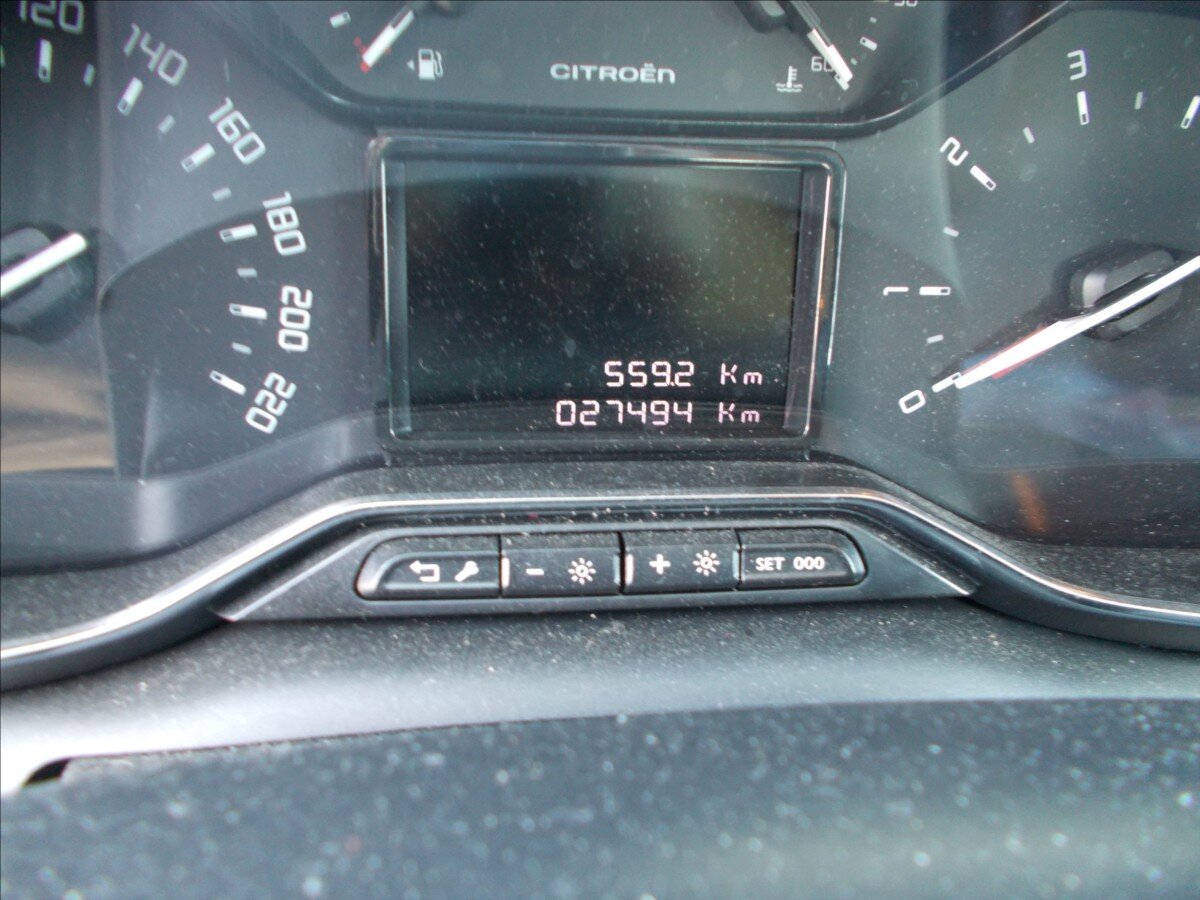 Citroën C3 Aircross SUV / Terénní 1,2 l 81 kw