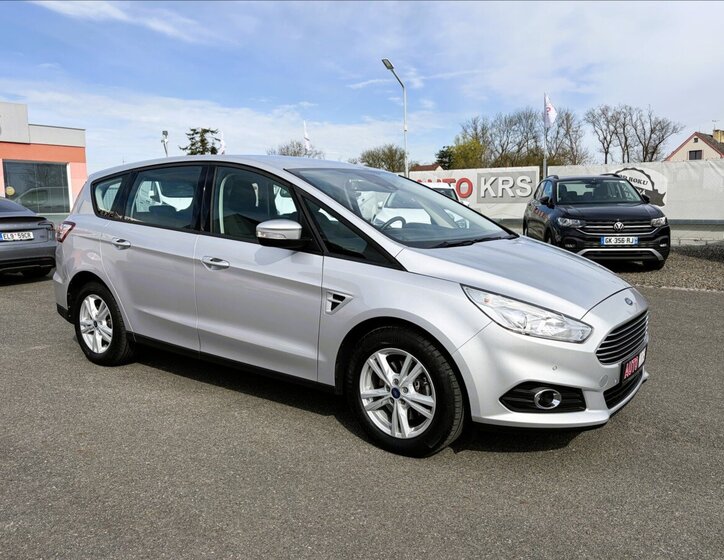 Ford S-MAX Kombi 2,0 l 110 kw