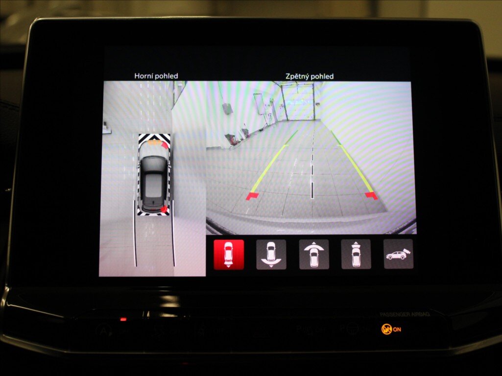 Jeep Compass SUV / Terénní 1,3 l 110 kw