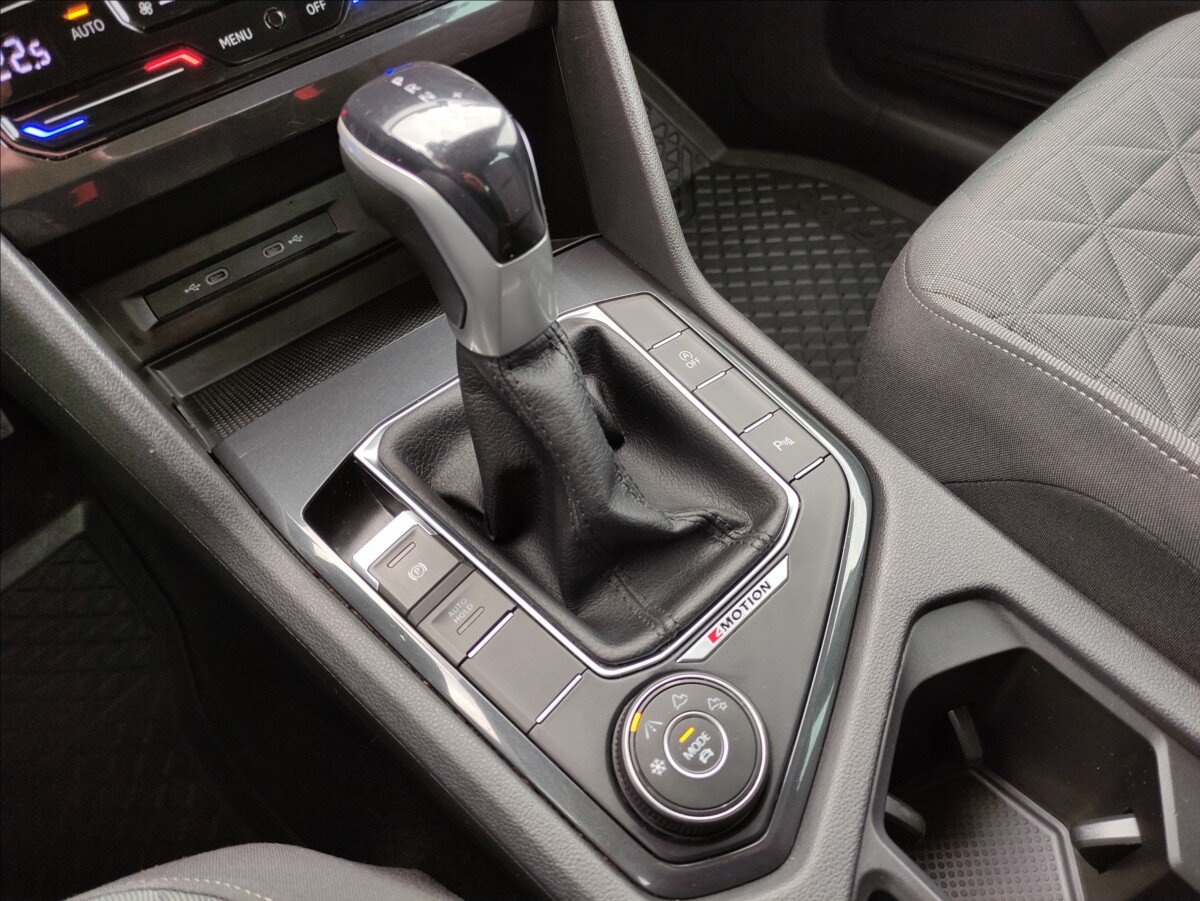 Volkswagen Tiguan SUV / Terénní 2,0 l 110 kw