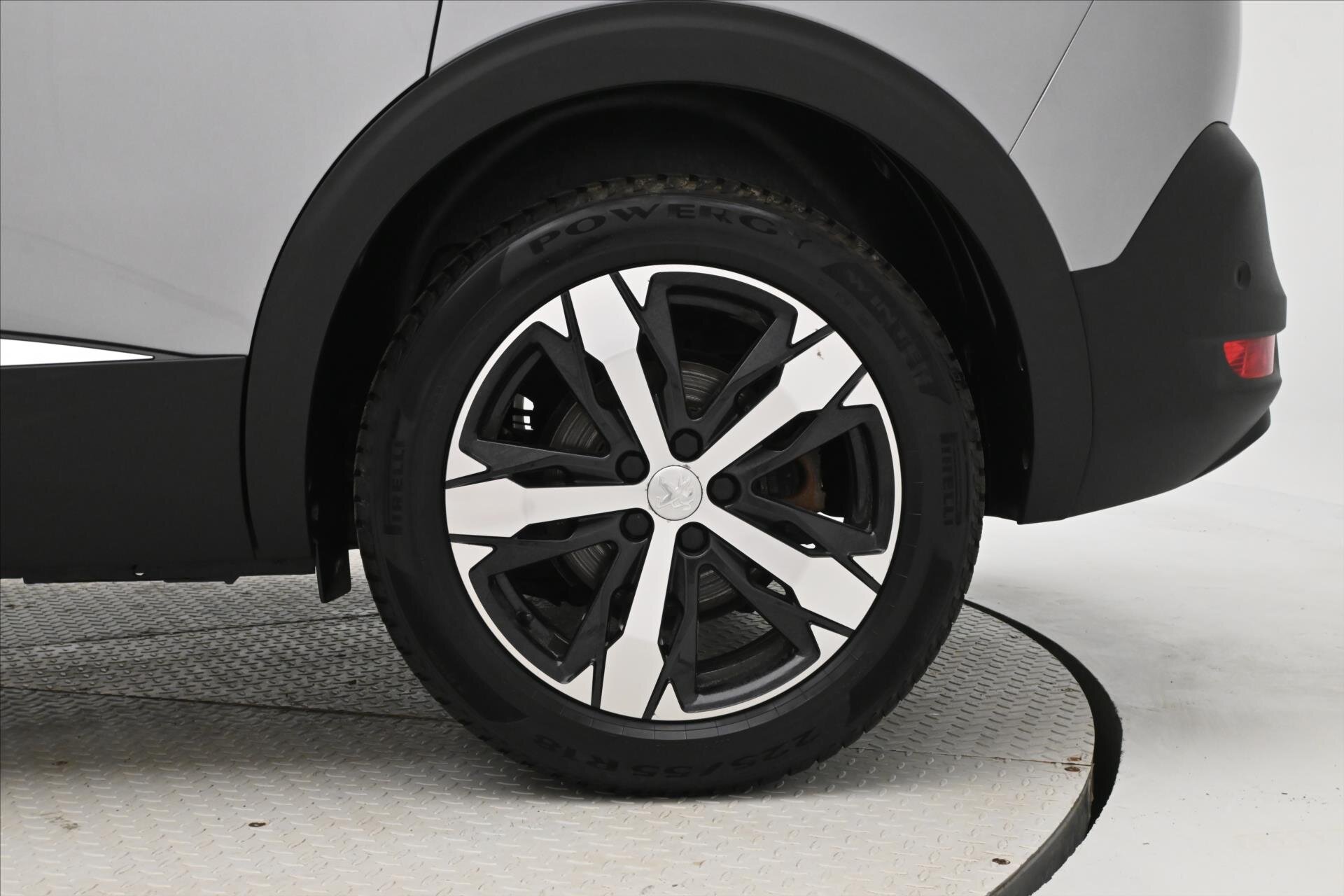 Peugeot 5008 SUV / Terénní 1,5 l 96 kw