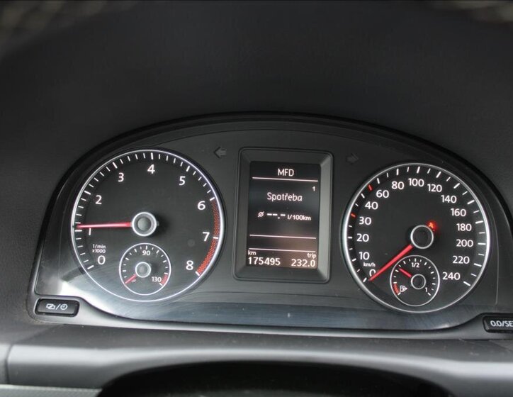 Volkswagen Touran 17