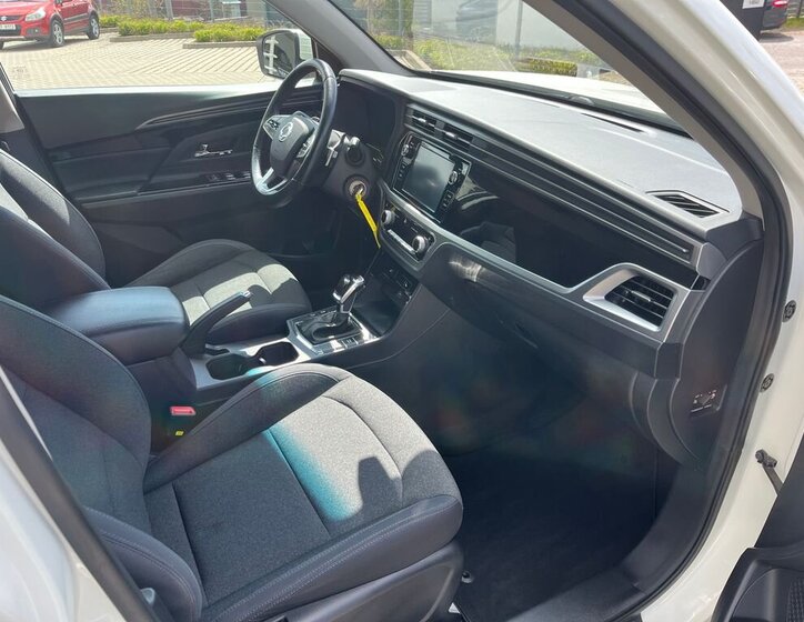 SsangYong Korando SUV / Terénní 1,5 l 120 kw