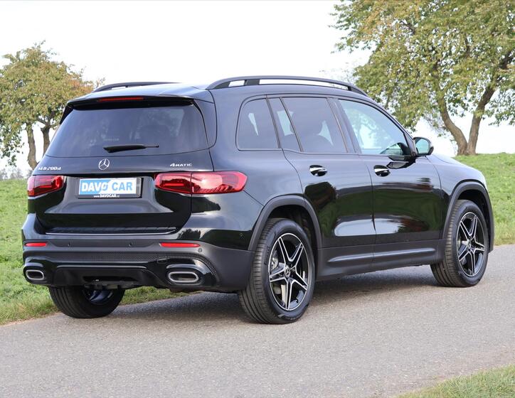 Mercedes-Benz GLB 7