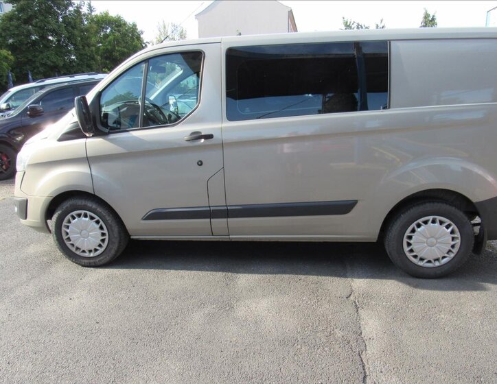 Ford Transit 7