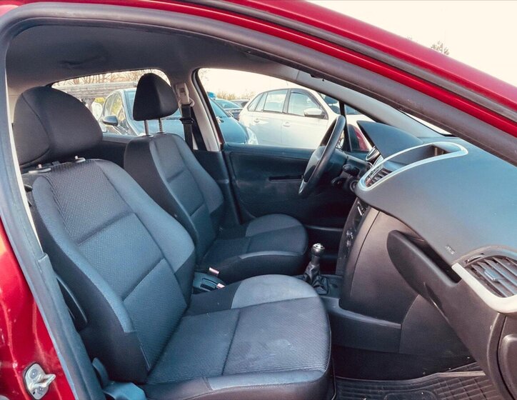 Peugeot 207 Hatchback 1,4 l 54 kw