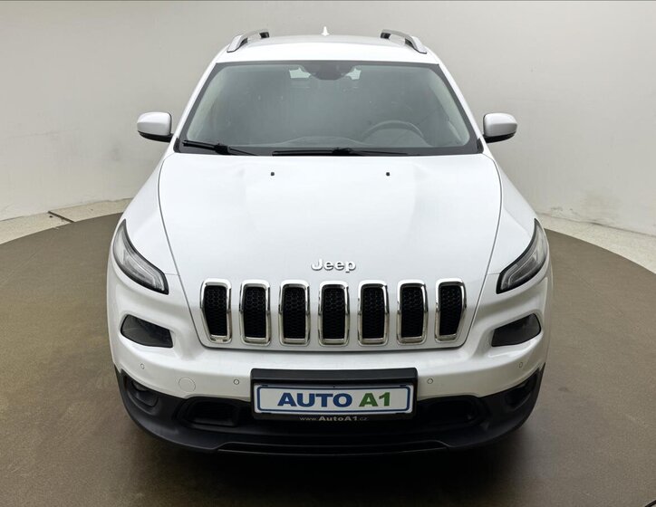 Jeep Cherokee SUV 2,0 l 103 kw