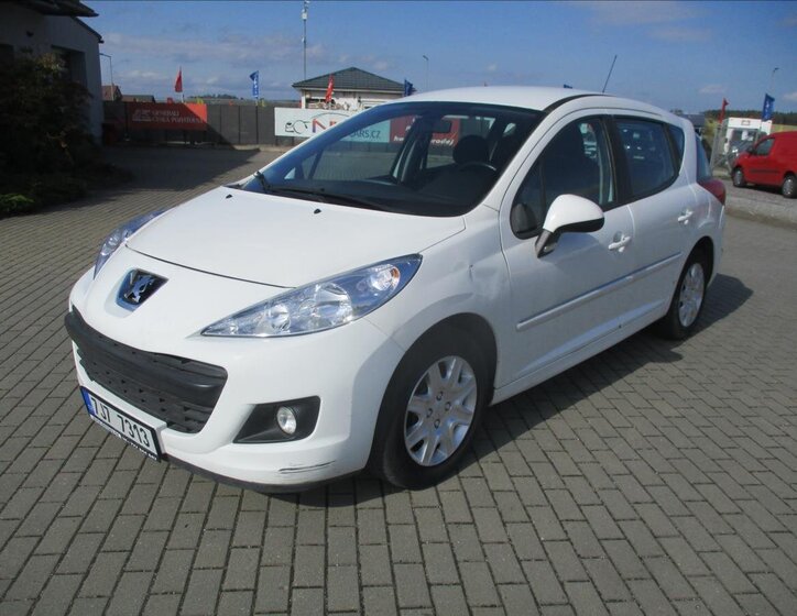 Peugeot 207 1