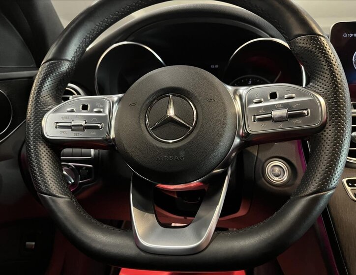 Mercedes-Benz Třídy C Sedan / Limuzína 2,0 l 143 kw