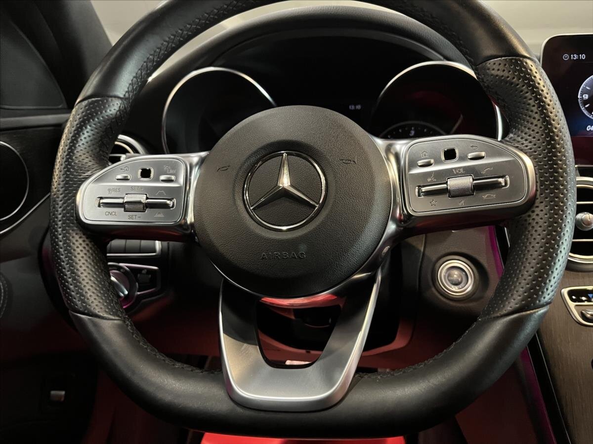 Mercedes-Benz Třídy C Sedan / Limuzína 2,0 l 143 kw