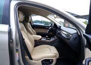Audi A8 27