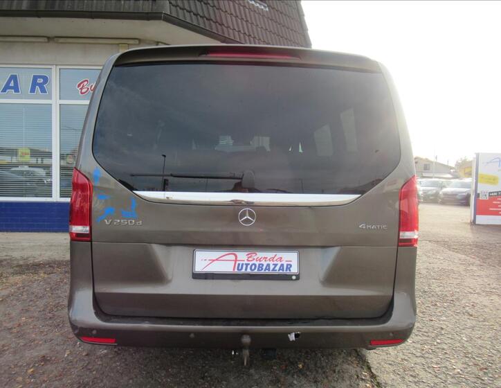 Mercedes-Benz Třídy V 6