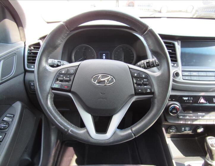 Hyundai Tucson 12