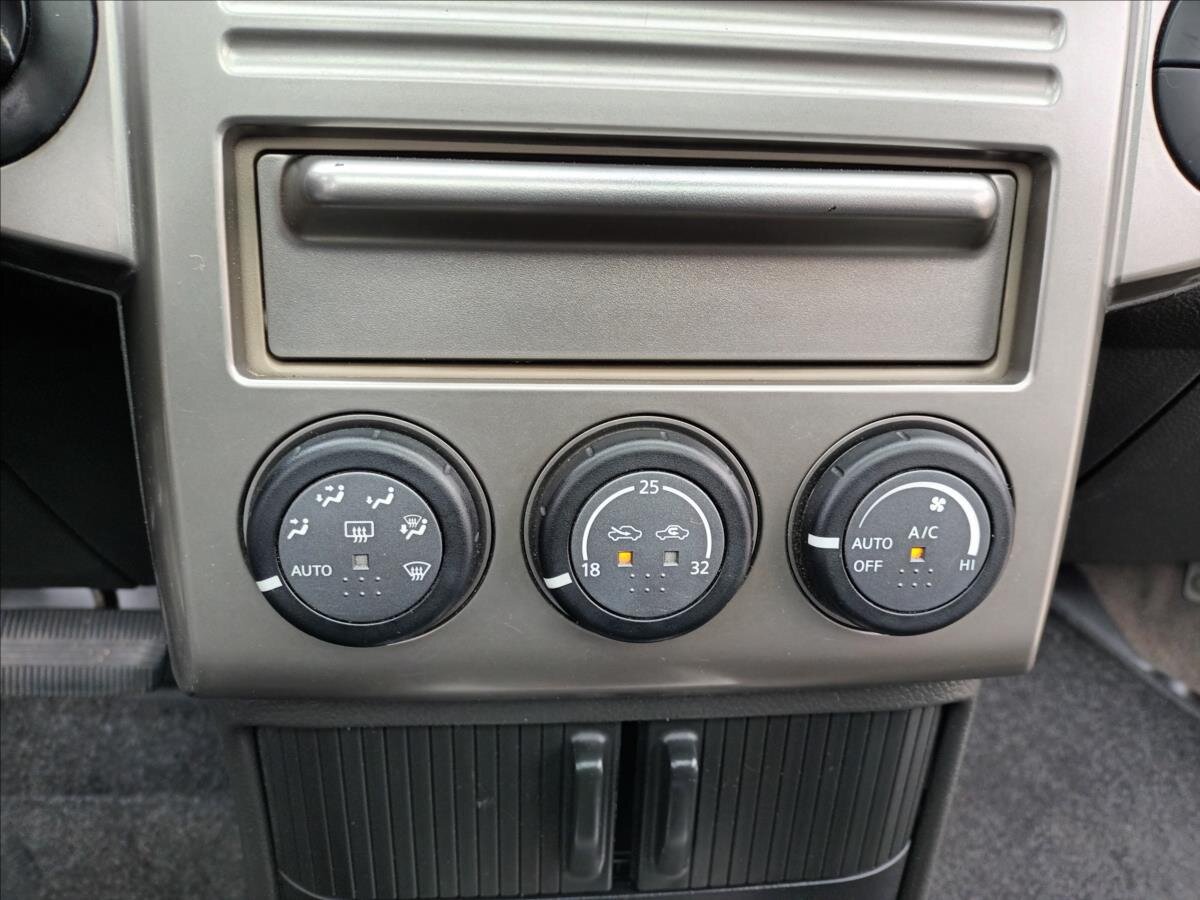 Nissan X-Trail SUV / Terénní 2,5 l 121 kw