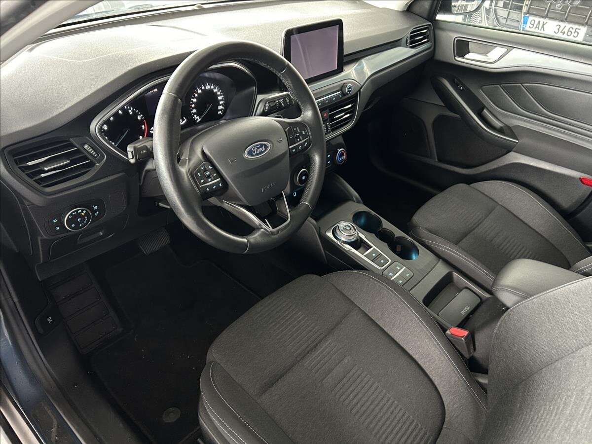 Ford Focus Hatchback 999,0 92 kw