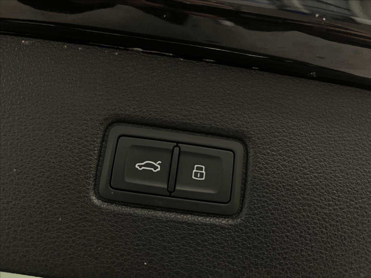 Audi SQ7 Kombi 4,0 l 320 kw