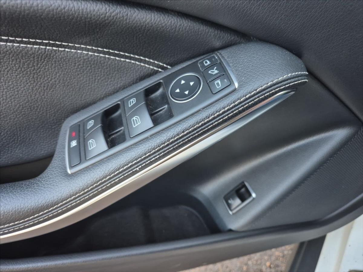 Mercedes-Benz GLA Hatchback 2,1 l 125 kw