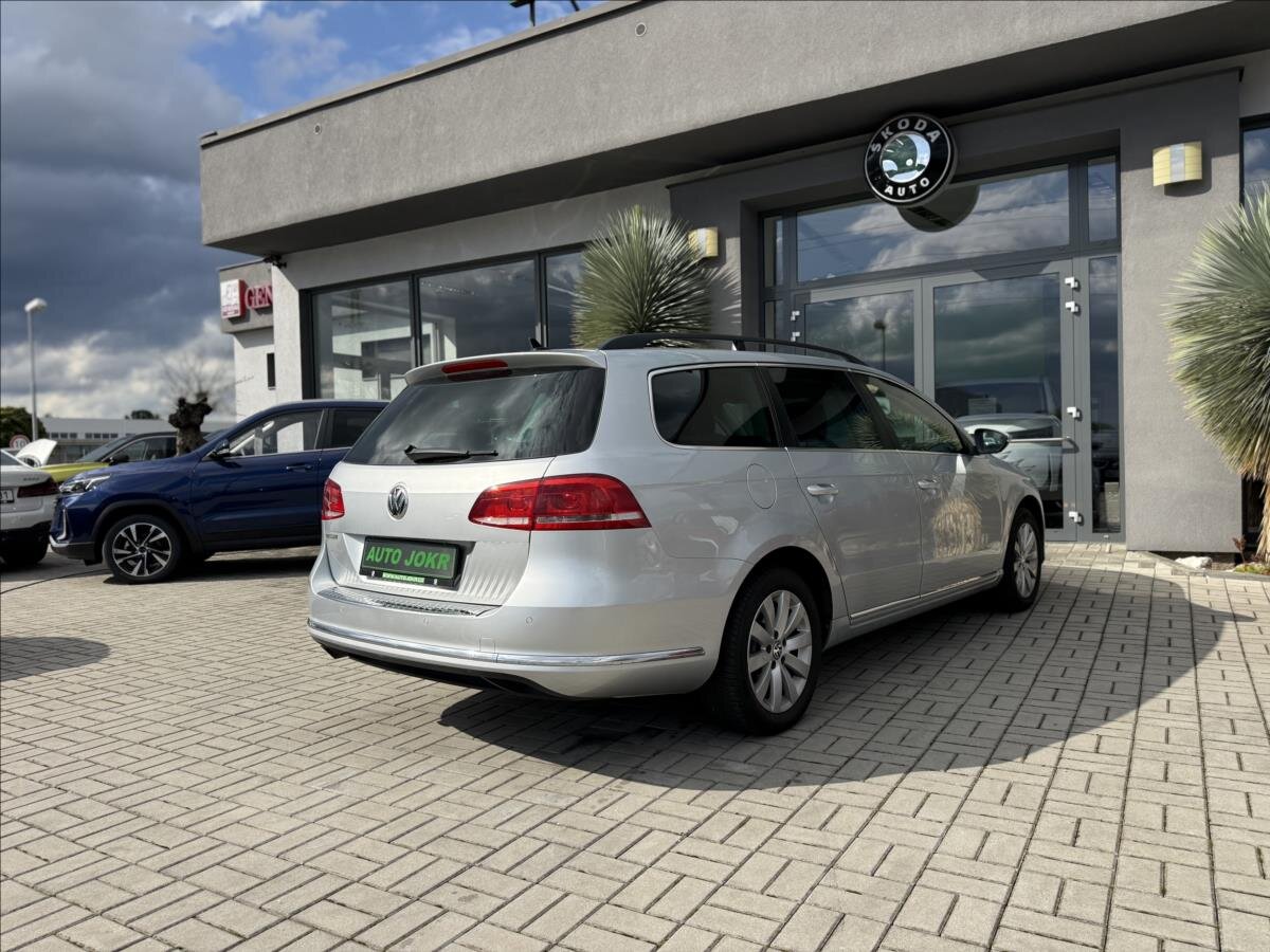 Volkswagen Passat Kombi 1,4 l 90 kw