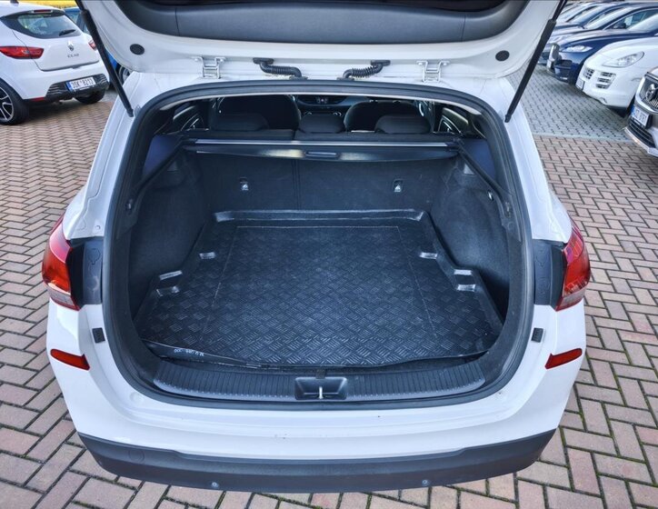 Hyundai i30 Kombi 998,0 88 kw