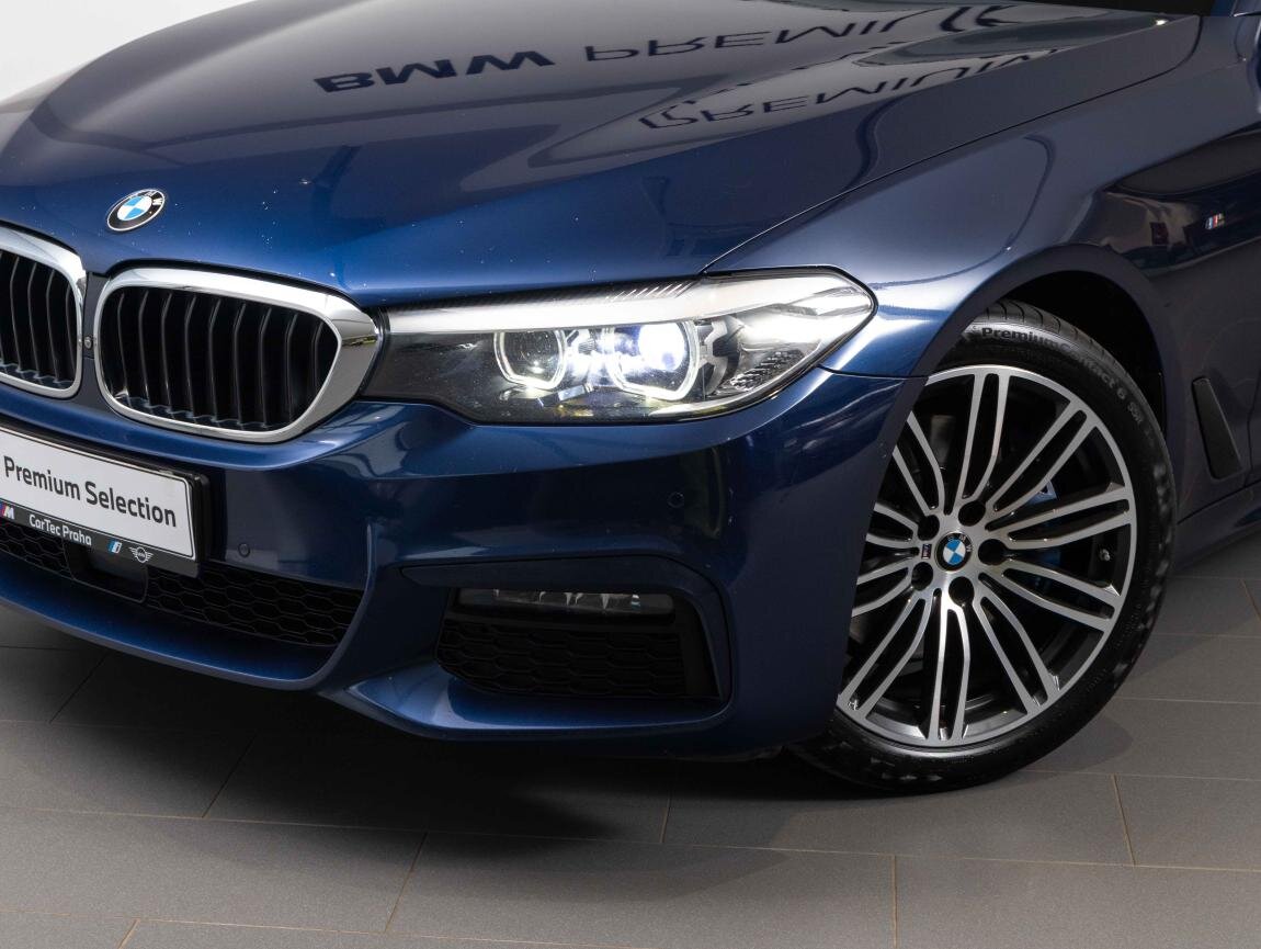 BMW Řada 5 Kombi 3,0 l 195 kw