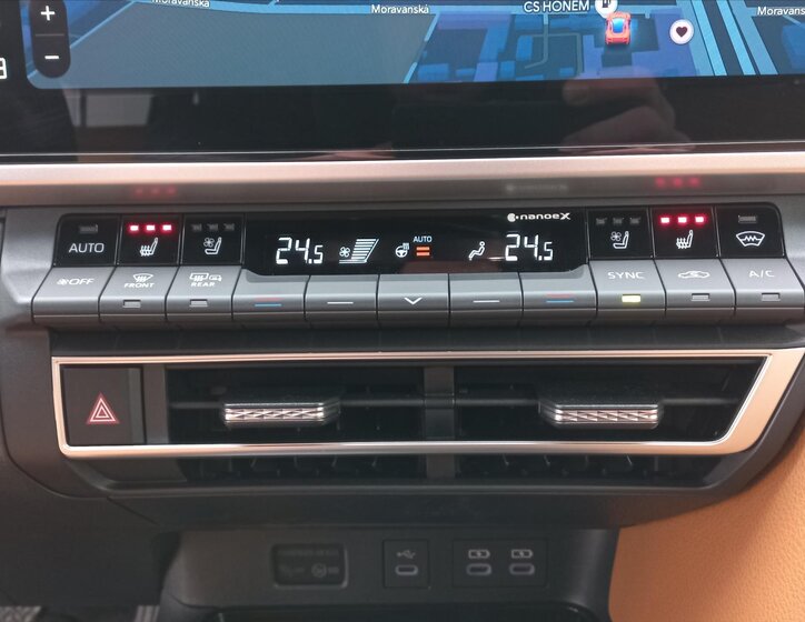 Toyota Camry Sedan 2,5 l 137 kw